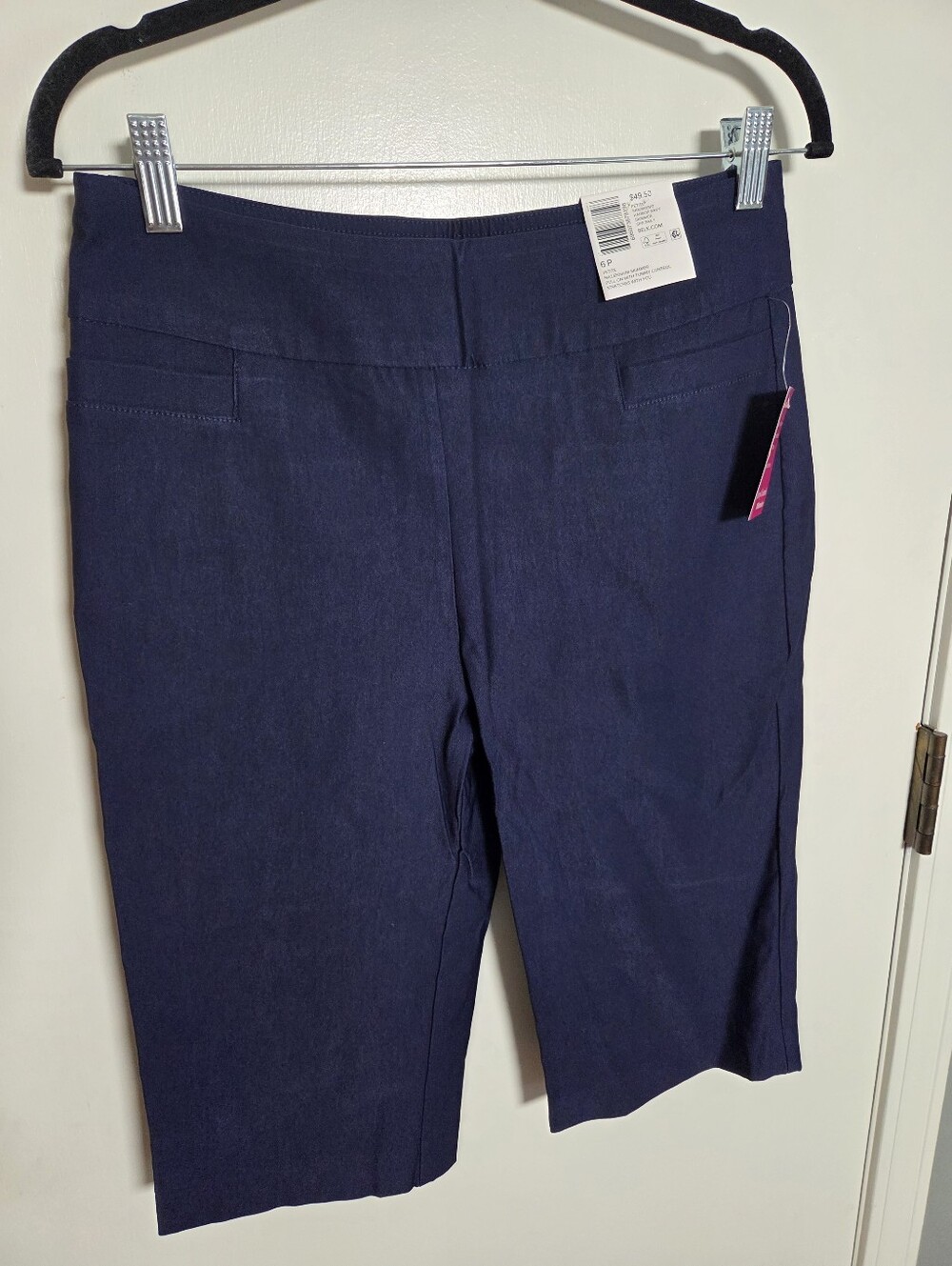 Kim rogers Women's Millennium Bermuda Shorts 6 Petite NWT